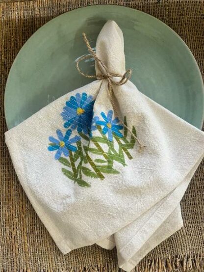 White base: Parijat collection Napkin (Set of 4) - Image 10